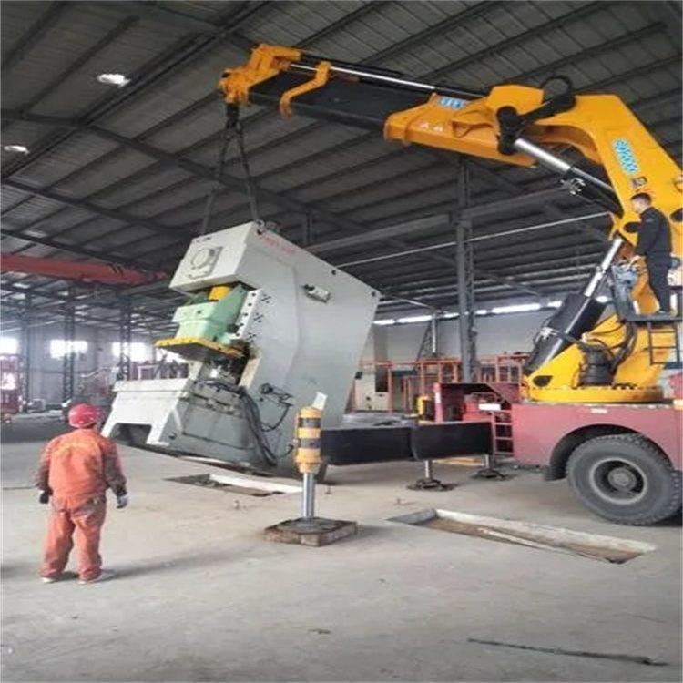 永安80吨折臂吊车出租附近电话