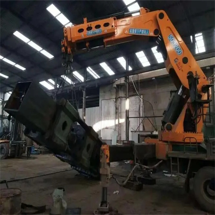 永安130吨折臂吊车出租吊机租赁附近电话