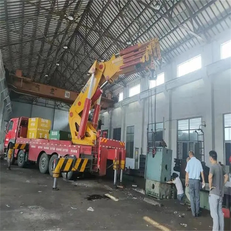 永安山区地形租赁哪种吊车最合适？